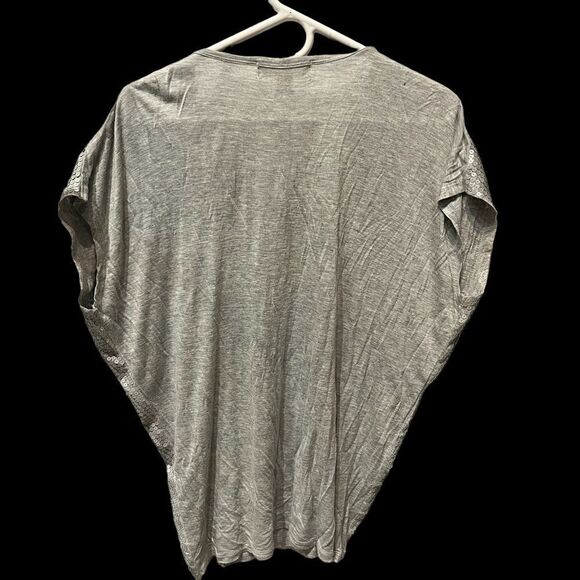 Michael Kors Women's sleeveless t shirt Medium Gray sequins on front - Picture 2 of 7
